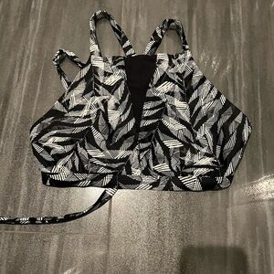 Prana size small 
Bikini top